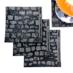 Dessous de verre en chambre à air recyclée, hommage aux pavés du Paris-Roubaix – Coaster made from recycled inner tube, a tribute to Paris-Roubaix cobblestones