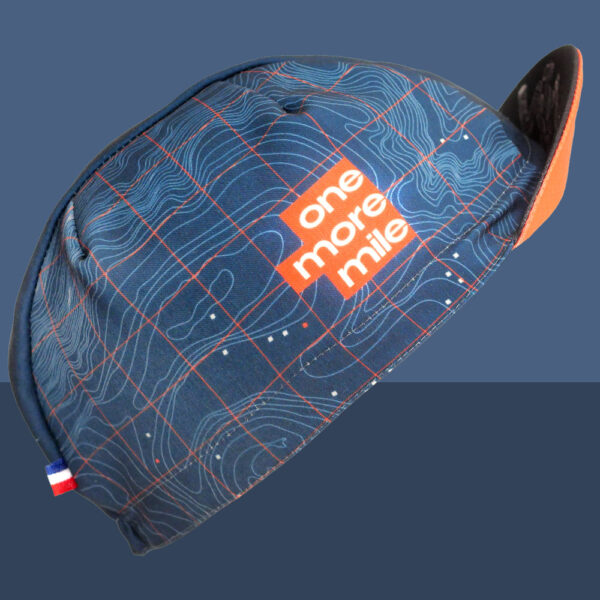 casquette velo bleu gravel sentier topographie