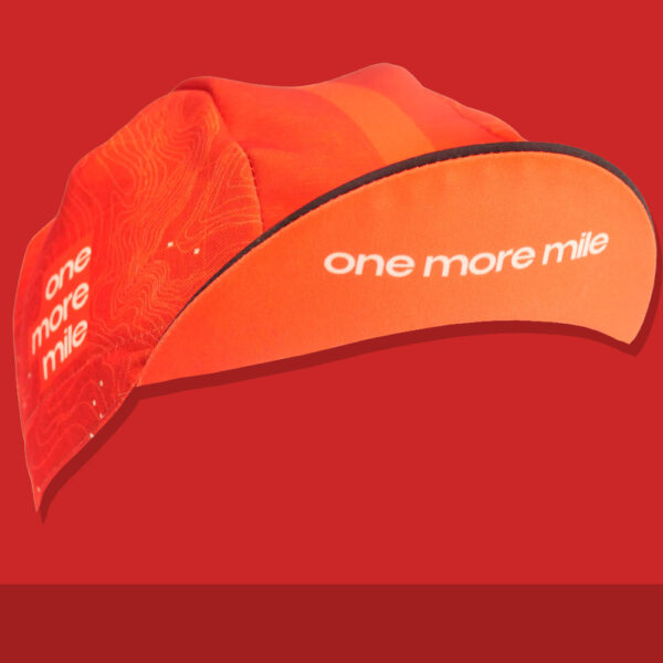 casquette velo rouge gravel sentier topographie