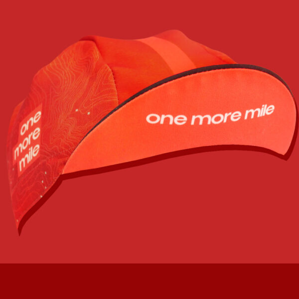 casquette velo rouge gravel sentier topographie