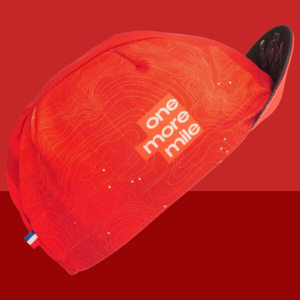 casquette velo rouge gravel sentier topographie